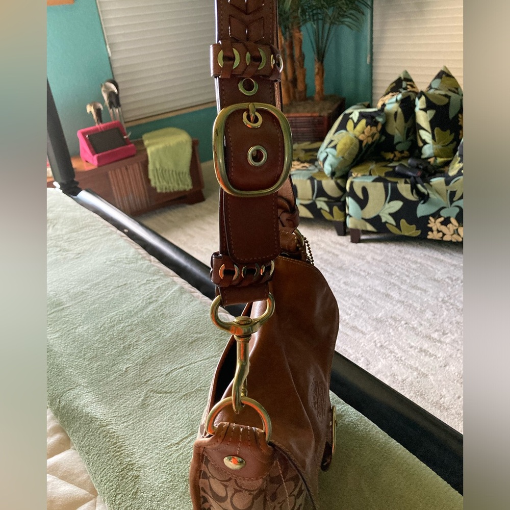 Authentic Coach Purse - Picture 8 of 16